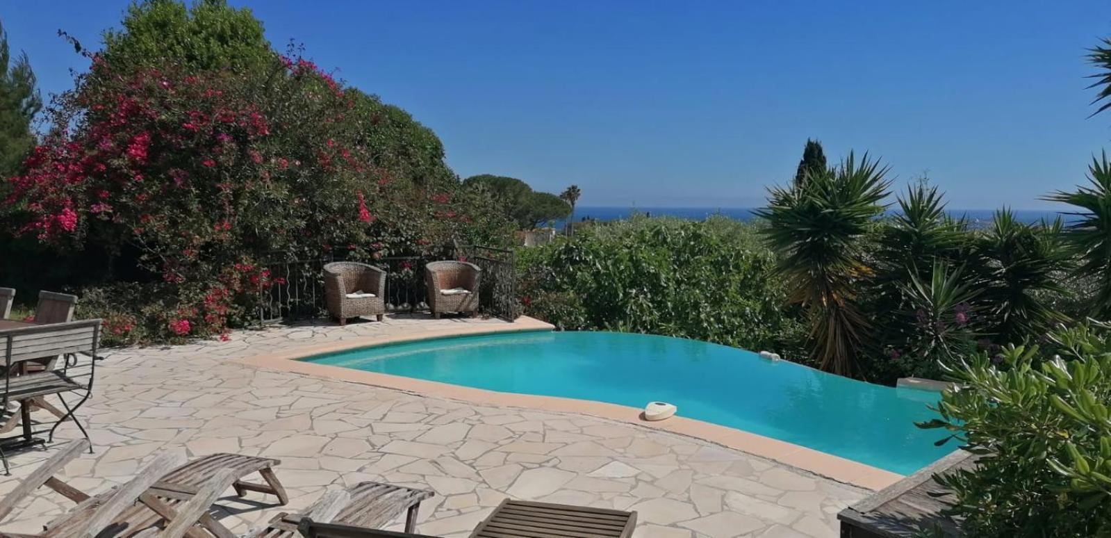 Chambre Bed And Breakfast Dans La Villa Cypra Antibes Eksteriør bilde